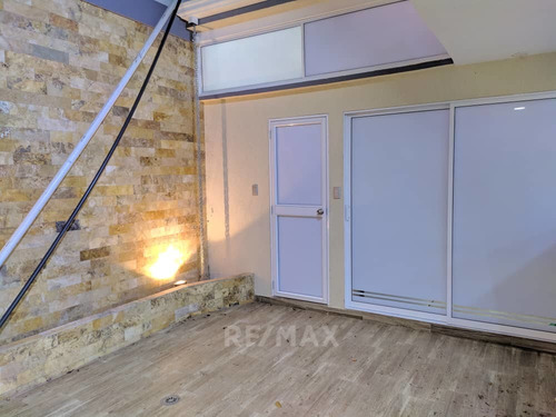 Imagen 15 de 17 de Venta. Casa. San Cristóbal