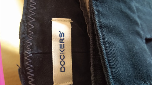 Short Dockers De Mujer Azul Marino Talla 8 (Usado)