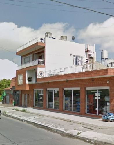 Venta  Departamentos En Lanus Y Local Comercial