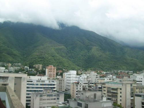 Se Alquila Espectacular Apartamento En Los Palos Grandes Totalmente Amoblado 1 Habitación, Solo De Llevar La Maleta 