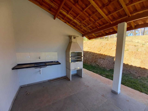 Imagem 7 de 14 de 1.000 M², Casa Em Construção, Com 02 Dormitórios E Piscina !