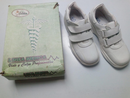 Zapatos Blancos Para Enfermeros Nuevos Cuero Trebol Blanco