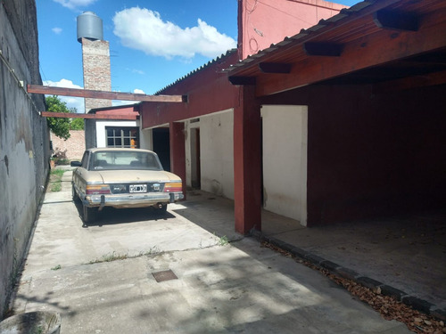 Casa En Venta En Lanus Oeste