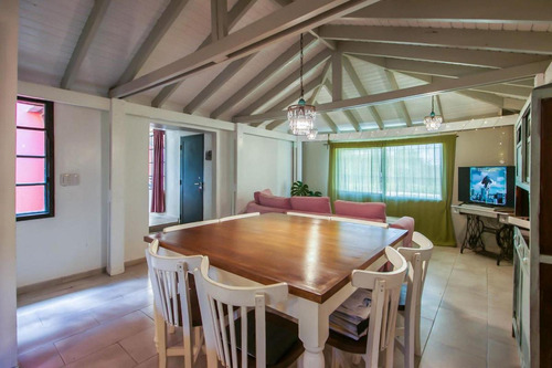 Casa En Venta - 3 Dormitorios 1 Baño - Cochera - 1000 Mts2 - Villa Elisa