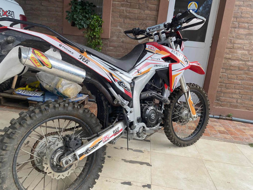 Imagen 8 de 9 de Guerrero Gxr 250