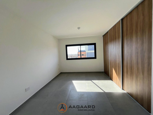 Lomas De Manantiales - Hermoso Duplex De 3 Dormitorios 3 Baños A Estrenar