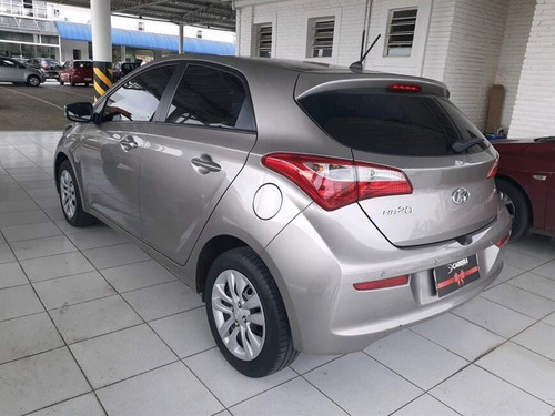 Imagem 3 de 13 de Hb20 1.6 Comfort Plus 16v Flex 4p Manual