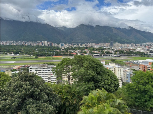Vendo Apartamento 170m2 Chuao 3050