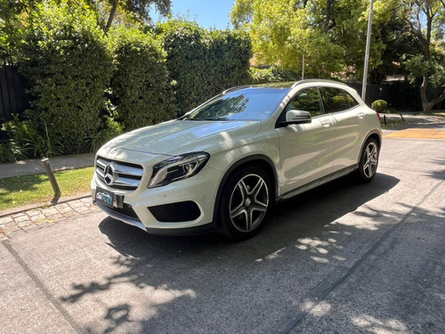 Mercedes-Benz GLA 250 4matic