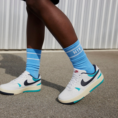 Tênis Nike Gamma Force Feminino