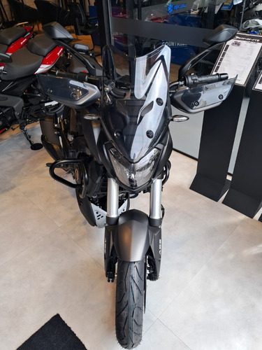 #018 - Bajaj Dominar 400cc - 0km - Yamaha Mt03