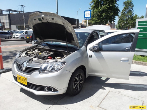Imagen 8 de 25 de Renault Logan Life