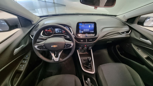 Imagen 9 de 15 de Chevrolet Onix Lt Tech 5p