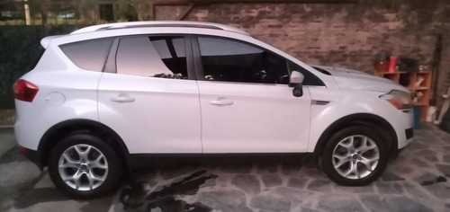 Imagen 6 de 6 de Ford Kuga 2010 2.5 Titanium At 4x4 L (ku05)