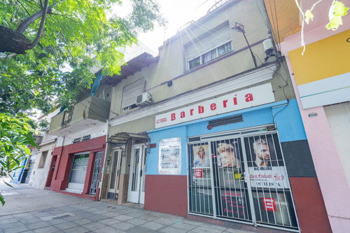 Venta Ph Tres Ambientes Parque Chacabuco. Independiente. Sin Expensas