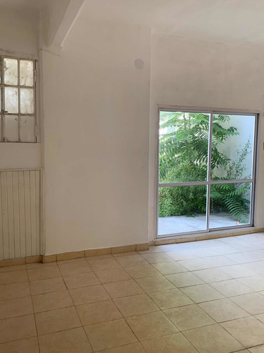 Dueño Directo Vende Dto Ph En Pb De 3 Amb Con Patio Y Jardín