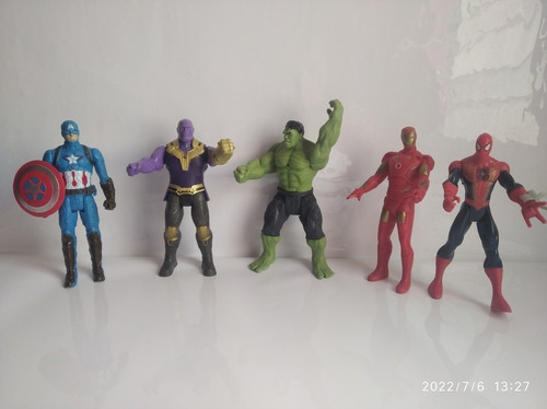 Muñecos Avengers Paq X 5 Capitán América Hulk Spiderman Iron