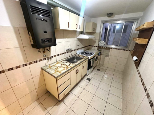 Departamento De 3 Ambientes Lateral En Pleno Villa Crespo