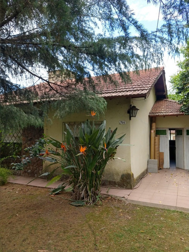 Imagen 2 de 12 de Casa Quinta En Venta En Laguna De Lobos 900 M2 2 Lotes Independientes Permuto Por Departamento En Caba