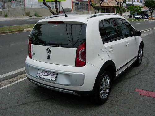 Imagem 2 de 8 de Vw Up Cross