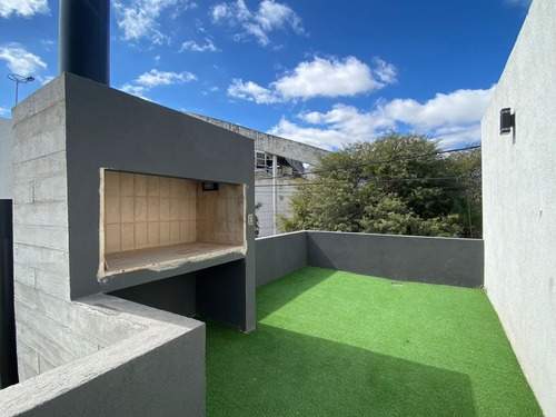 Venta Casa Housing - Nuevo Poeta Lugones - 2 Dorm