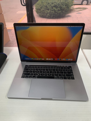 Apple Macbook Pro 15 32gb Ram 1tb Ssd 2019 A1990 Intel I7 Gris (Reacondicionado)