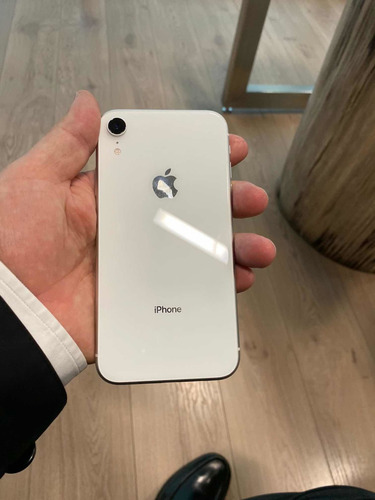iPhone XR 64gb Blanco Telcel Perfecto Estado Con Cargador (Usado)