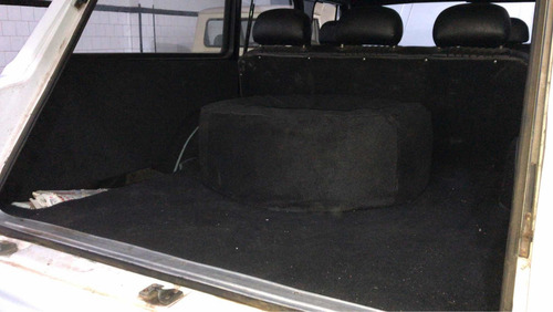 Veraneio 4x4 V8,