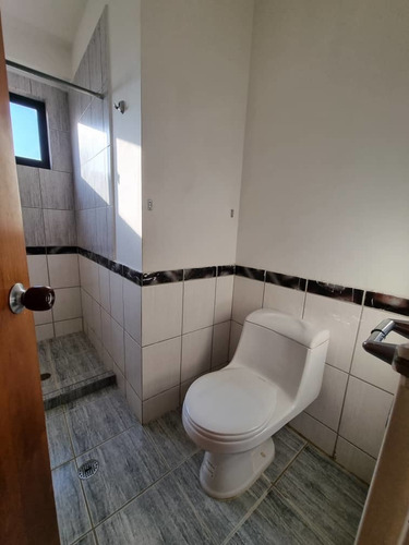 Imagen 12 de 14 de Se Vende Apartamento En Res Papiros Mañongo Foa-2007 Jean