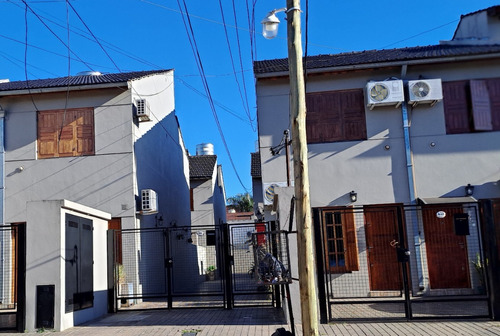 Alquilo Excelente Triplex Contrafrente  Ramos Mejía, Berutti Al 400- Precio $580.000