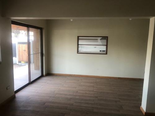 Talagante, Linda Casa Totalmente Refaccionada