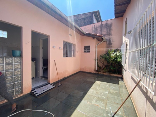 Casa Térrea: 2 Dorms, 2 Banh, 2 Vg - Fl45