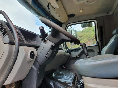 Volkswagem 31-320 6x4 Ano 2011 Traçado Caçamba Meia Cana