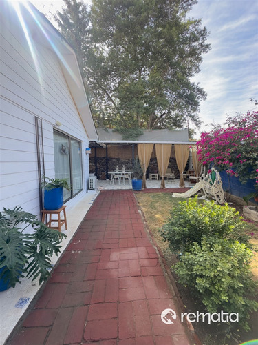 Casa En Venta De 2 Dorm. En Curacaví