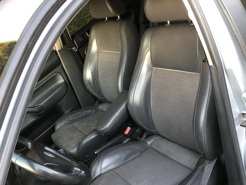 Imagem 9 de 10 de Volkswagen Golf 1.6 Mi Sportline 8v Flex 4p Manual