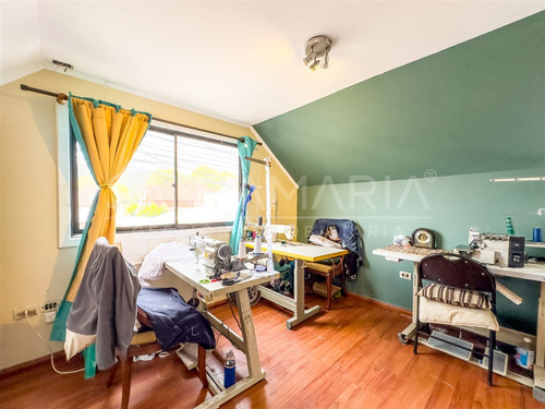Casa En Venta De 3 Dorm. En Concepción