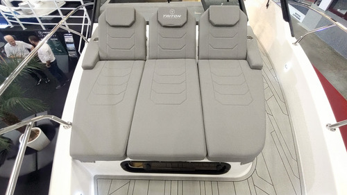 Lancha Triton Flyer 34 Ht || Zero || Lançamento