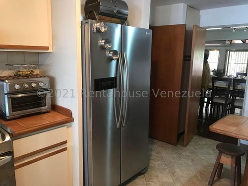Imagen 14 de 25 de Casa En Venta (calle Cerrada)