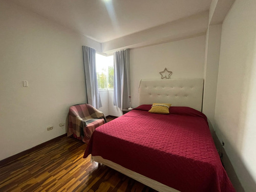 Grupo Acres 20.2 Vende Excelente Propiedad En La Exclusiva Urbanización Mirador De Los Campitos Kh