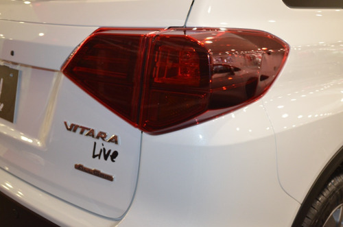 Imagen 10 de 22 de Suzuki Vitara 4x4 Mt 2023. *disponibilidad En 3 Colores*