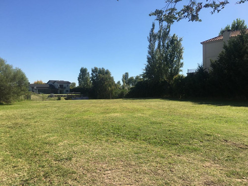 Imagen 6 de 9 de Venta Terreno 947m2 Barrio San Marco Villanueva Tigre Con Costa Al Rio