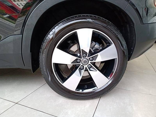 Imagem 8 de 8 de Volvo Xc40 2.0 T5 Gasolina Momentum Awd Geartronic