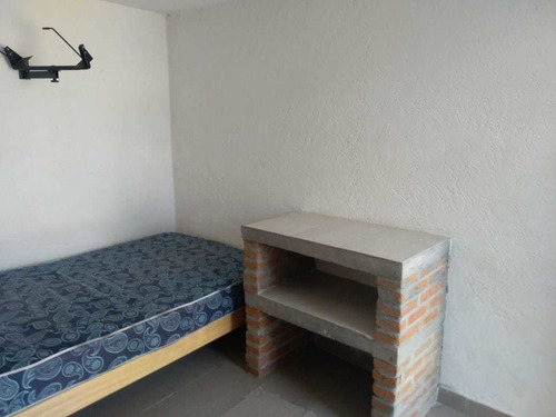 Imagen 7 de 16 de Edificio En Venta Con 14 Habitaciones Amuebladas. La Magdalena Ocotitlan.
