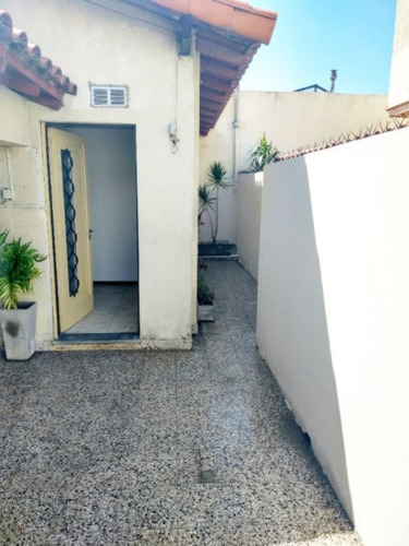 Imagen 4 de 9 de Departamento Tipo Casa En Venta En Valentin Alsina