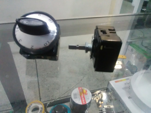 Imagen 1 de 3 de Switch Infinito Selector Cocina Eléctrica 220v 15amp