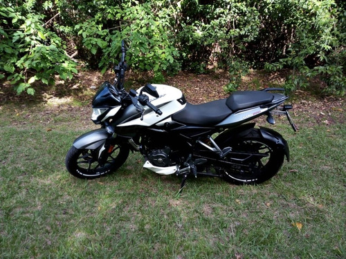 Bajaj Rouser Ns 200