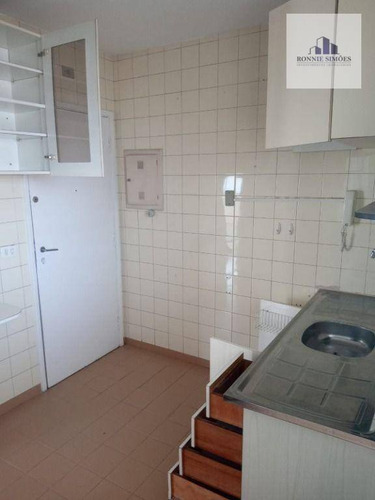 Imagem 29 de 30 de Apartamento Para Alugar Em Moema, Avenida Jurucê, 511, Edifício Capri, 3 Dormitórios, 72 M², 1 Sala Ampla, 2 Banheiros, Prédio Com Piscina. - Ap0428