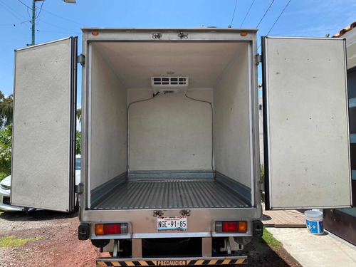 Imagen 7 de 7 de Nissan Np300 2017 2.5 Chasis Cabina Dh Pack Seg Mt