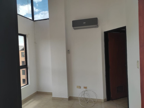 Imagen 12 de 12 de Alquiler De Bello Apartamento En Valencia - Inmobiliaria Maggi Cod. 410