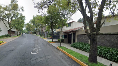 Remate!!!...invierte Y Obten Ganancias. Casa Adjudicada En Cto. Fuentes Del Pedregal 159, Fuentes Del Pedregal, Ciudad De México, Fuentes Del Pedregal, Tlalpan,